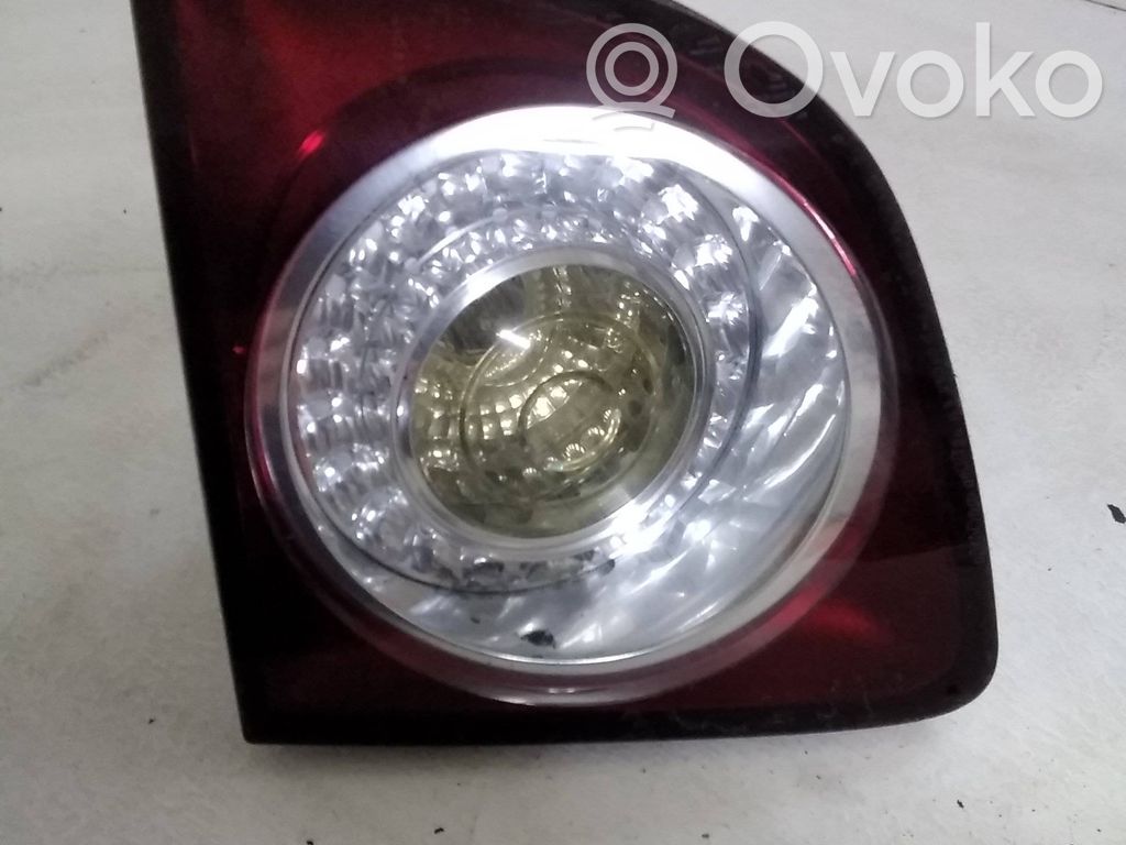 Volkswagen Golf Plus Lampă spate în capacul portbagajului 
