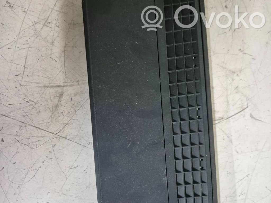 BMW 7 E65 E66 Cita veida salona detaļa 