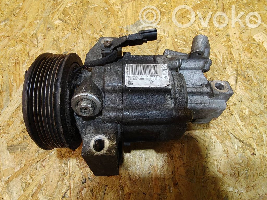 Renault Sandero II Klimakompressor Pumpe 