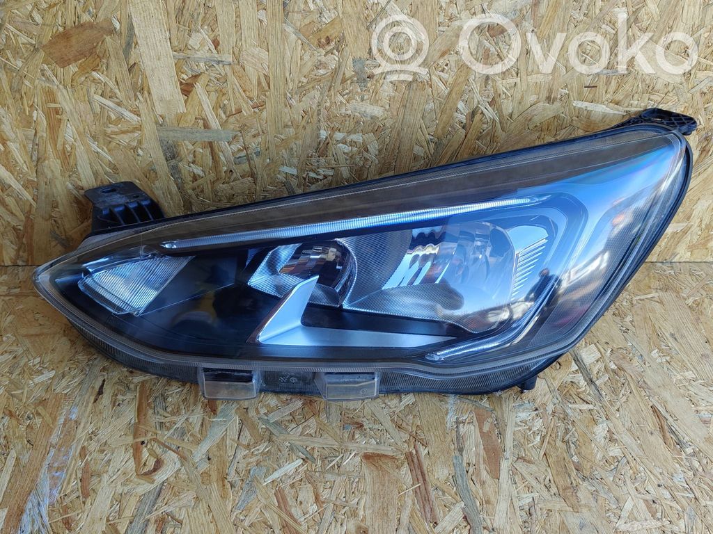 Headlight/headlamp   JX7B13W030CE