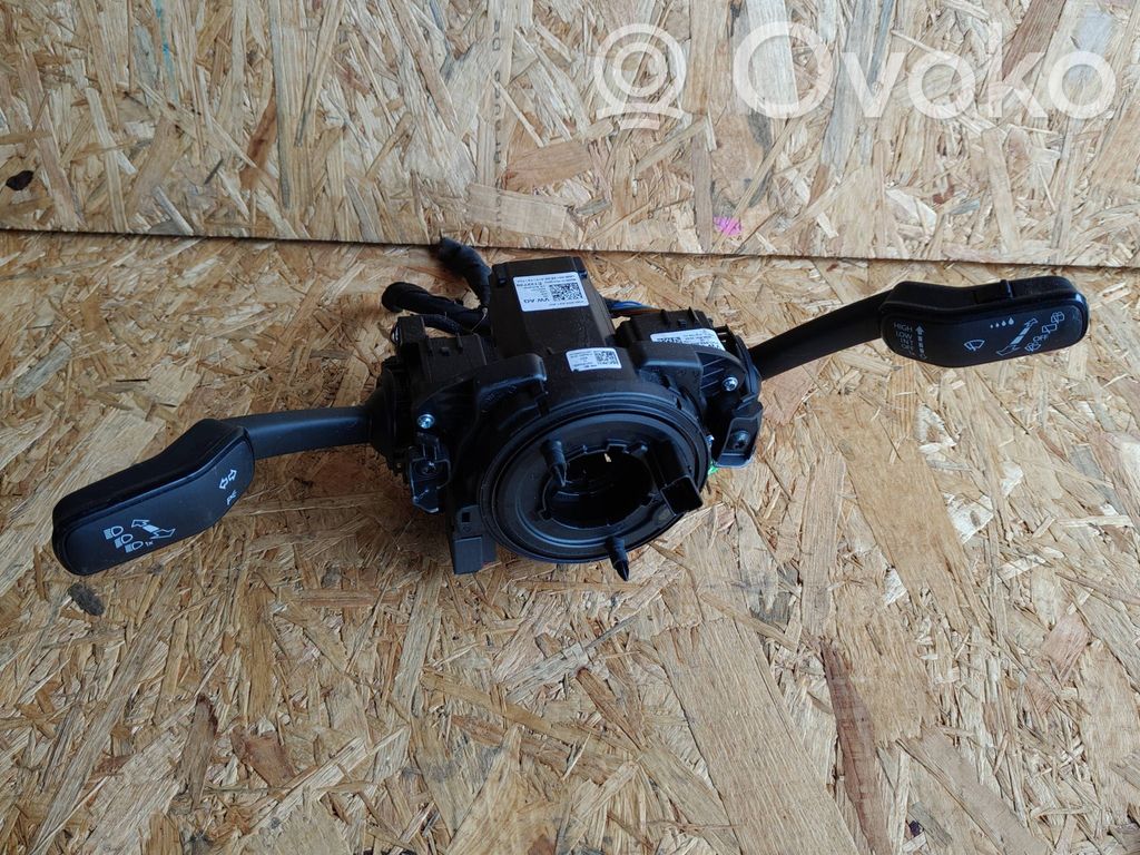 Volkswagen Polo VI Interruptor/palanca de limpiador de luz de giro 
