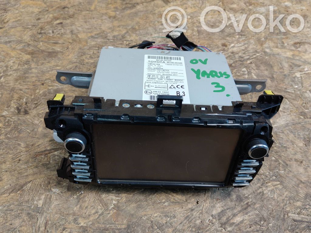 Panel / Radioodtwarzacz CD/DVD/GPS   861400D320,1390005170C101