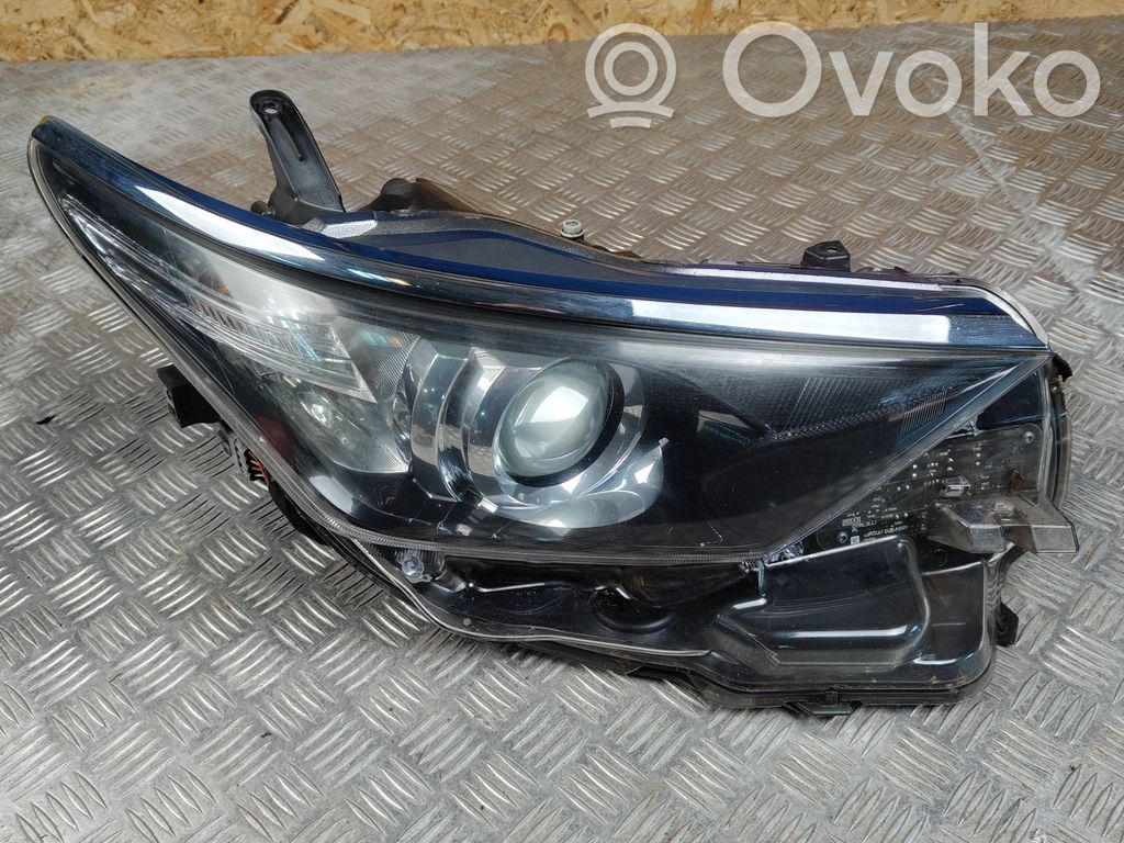 Toyota Auris E210 Scheinwerfer 