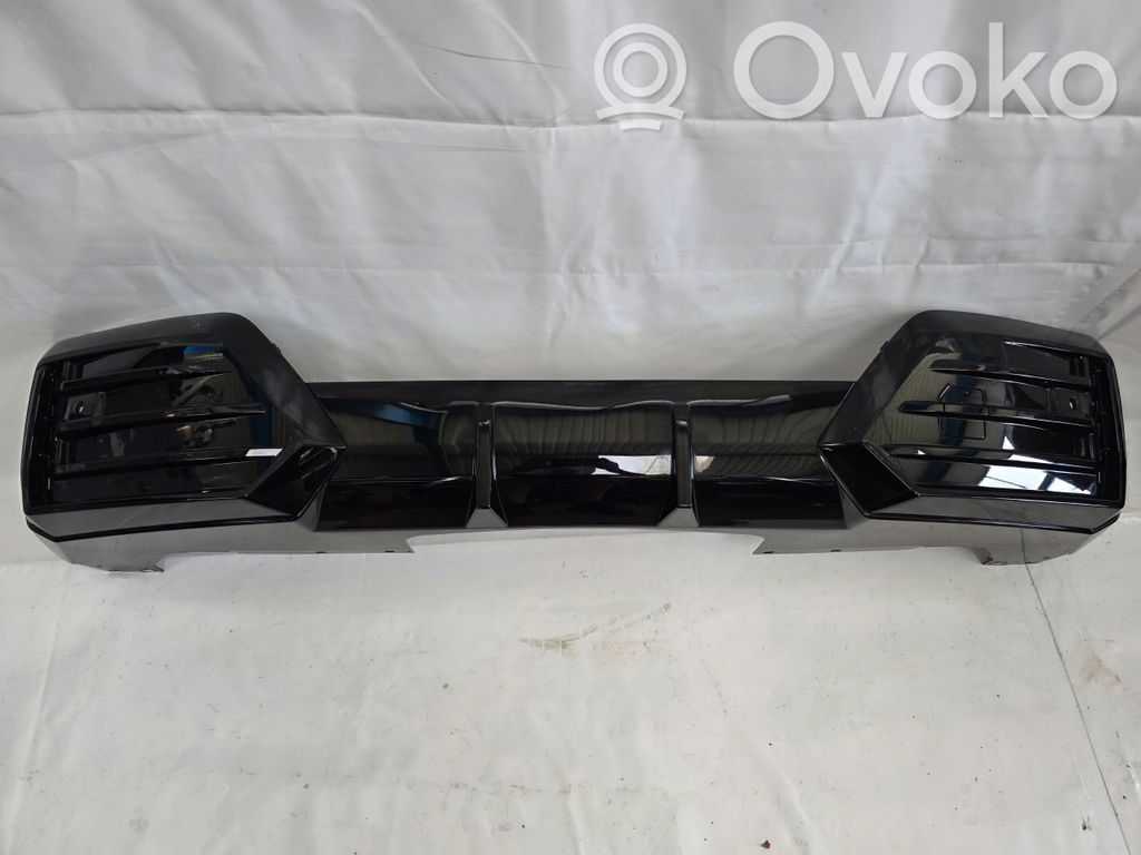 BMW X2 U10 Apatinė bamperio dalis 