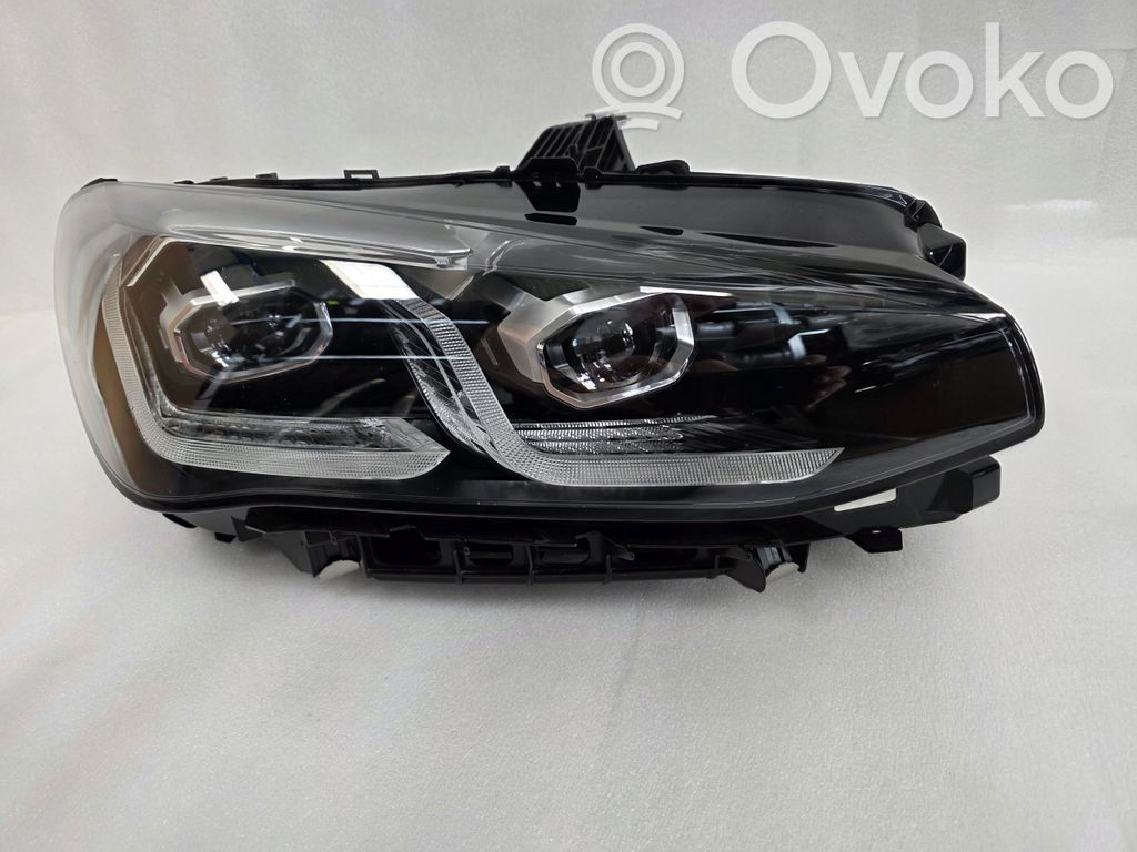 BMW 2 Active Tourer U06 Headlight/headlamp 