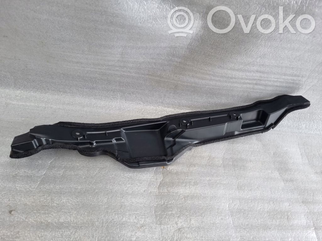 Toyota Verso Кромка крыла 