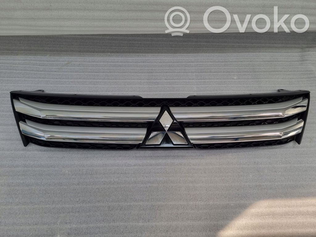 Mitsubishi Eclipse Cross Augšējais režģis 