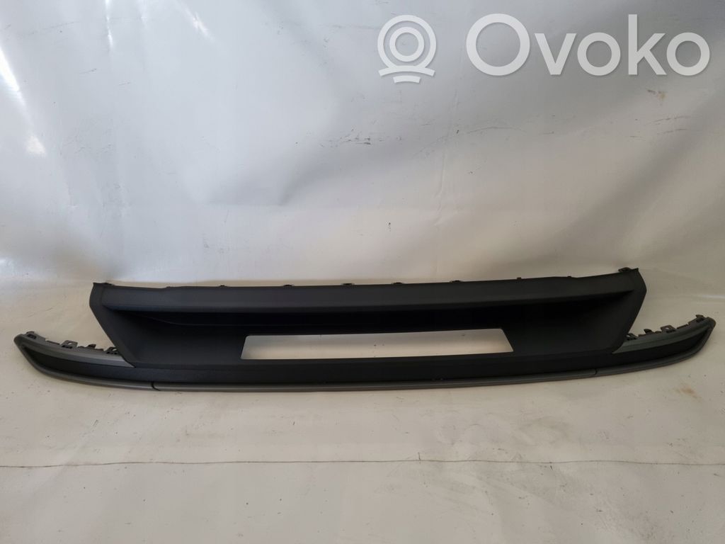 Audi A3 8Y Moldura inferior del parachoques trasero 