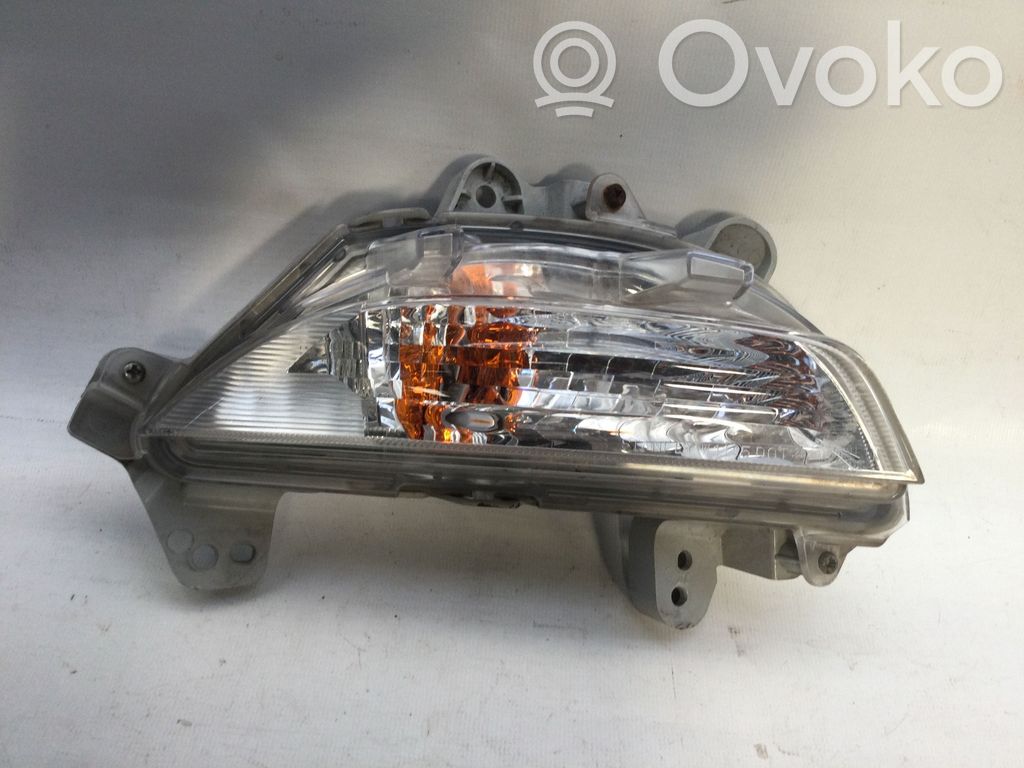 Mazda 3 III Front indicator light 