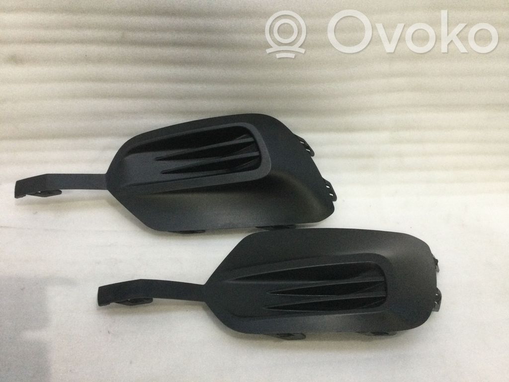 Opel Combo E Front bumper lower grill 