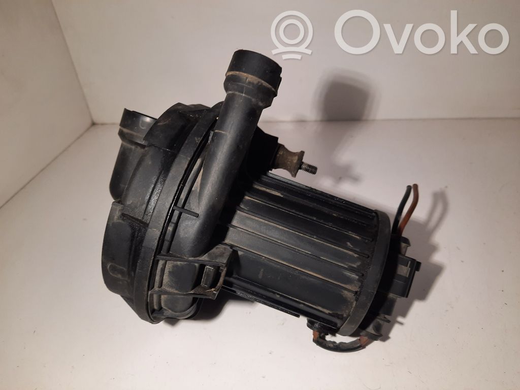 Audi A6 S6 C5 4B Pompa powietrza wtórnego 