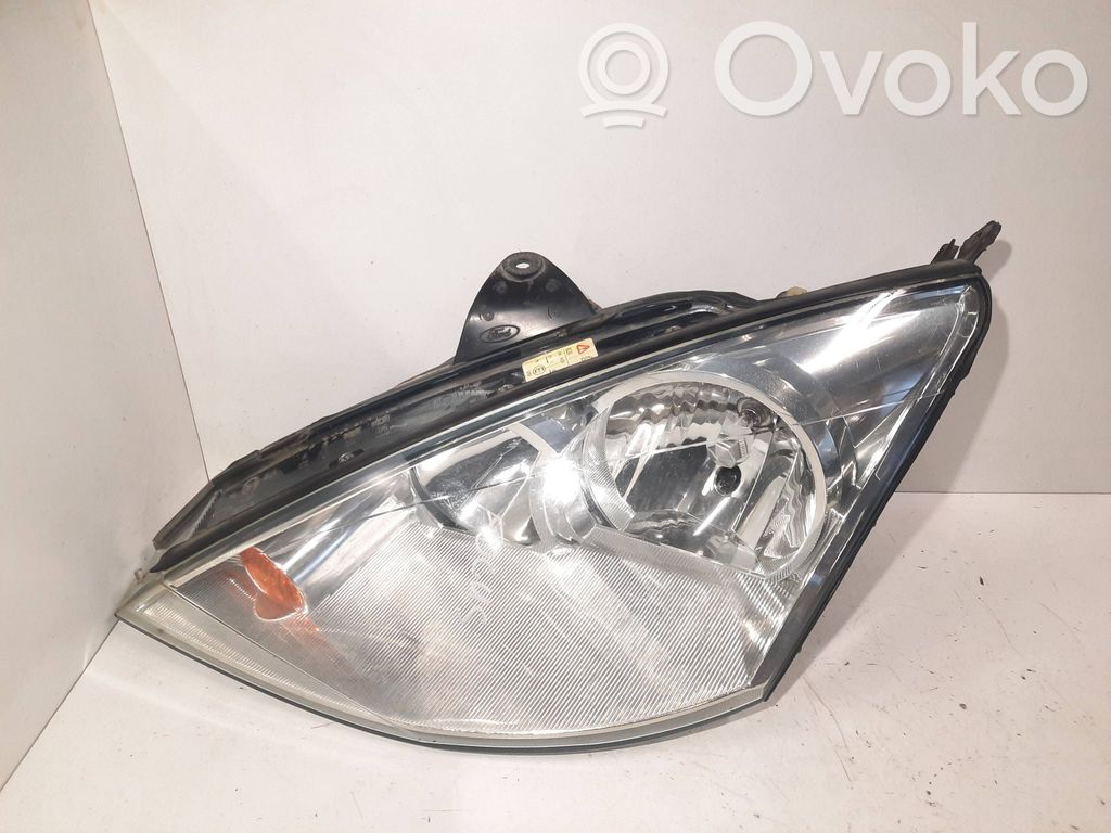 Ford Focus Headlight/headlamp 