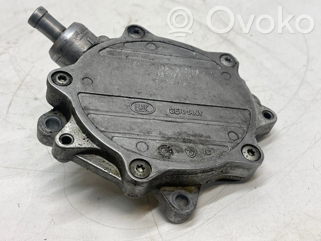 BMW 3 E90 E91 Alipainepumppu 