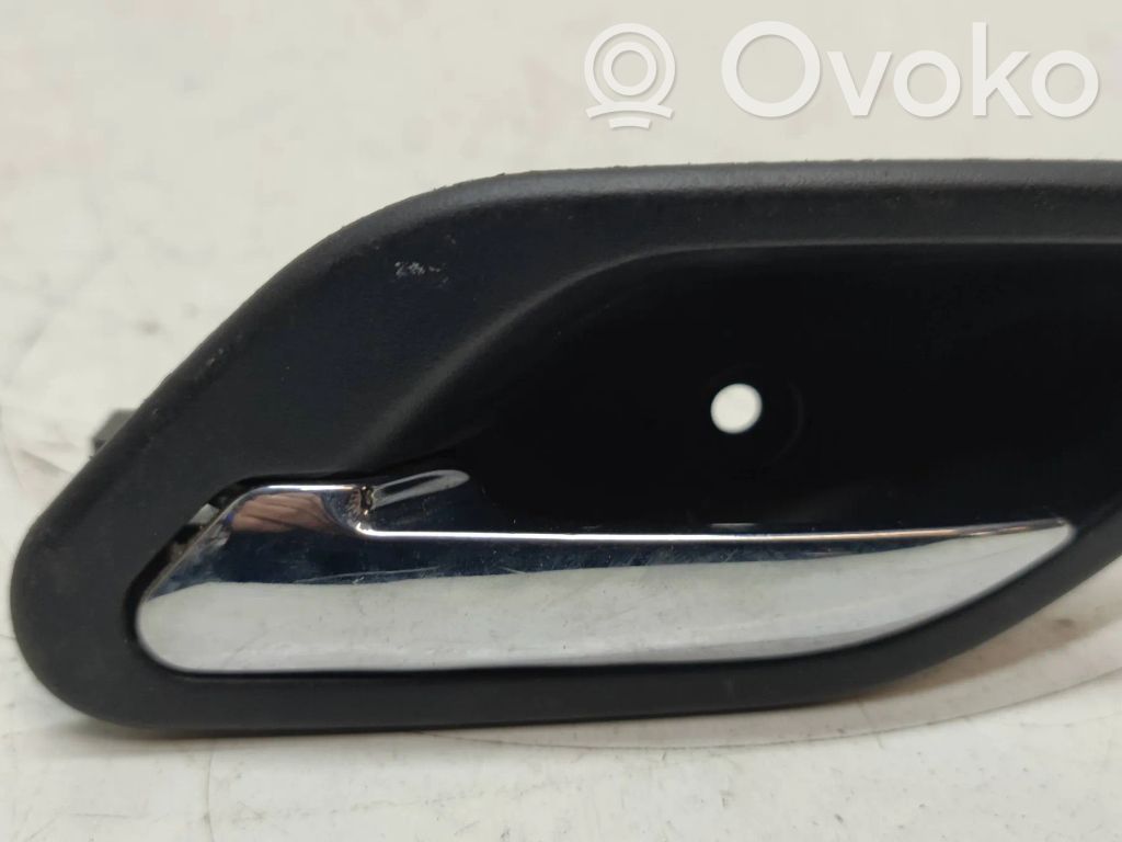 Manecilla interna puerta delantera   7032925