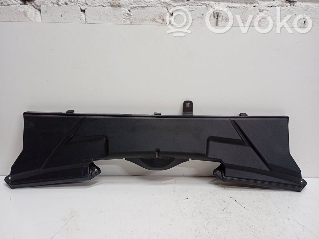 BMW 3 E90 E91 Kita variklio skyriaus detalė 