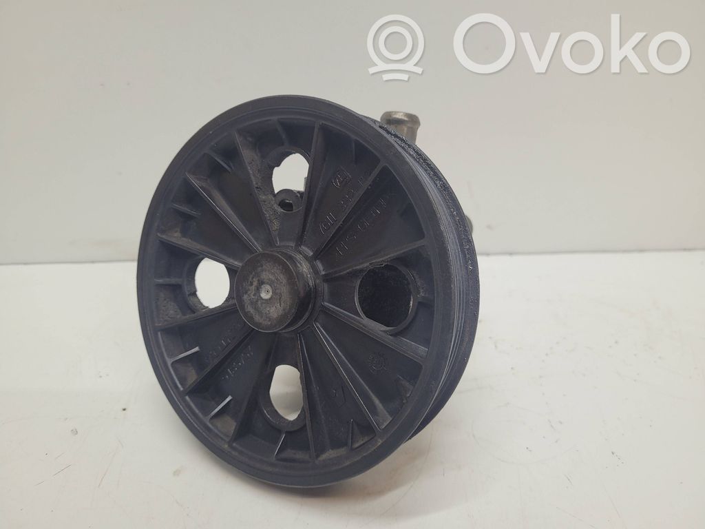 Volvo V70 Ohjaustehostimen pumppu 