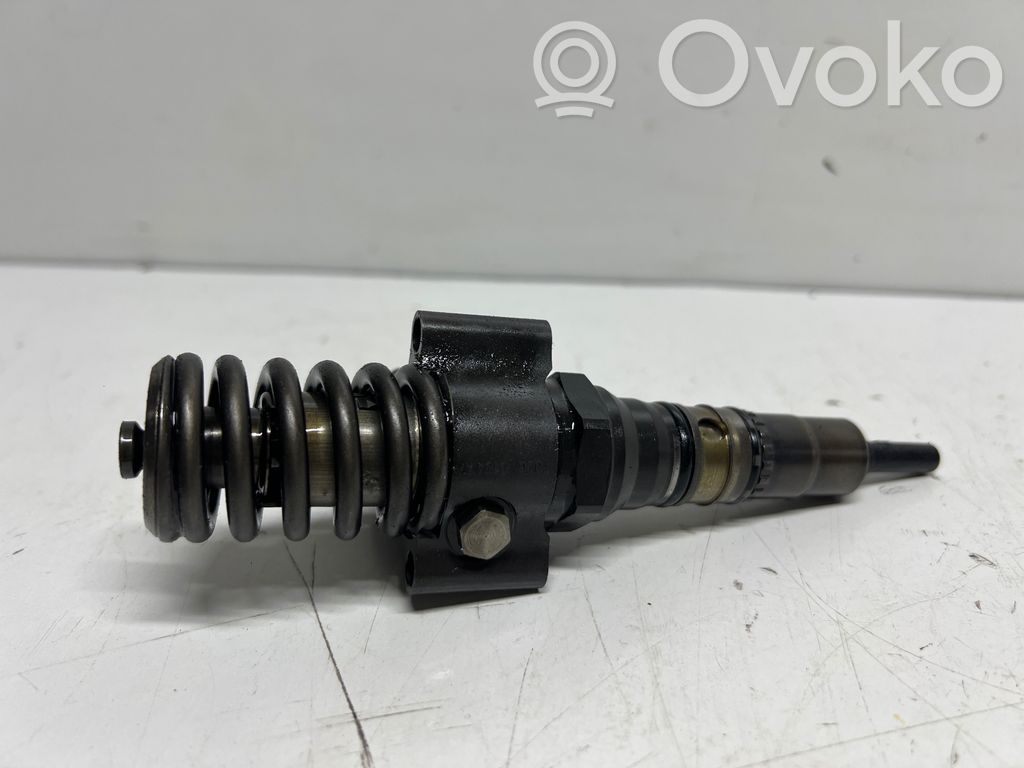 Inyector de combustible   03G130073,0424720404