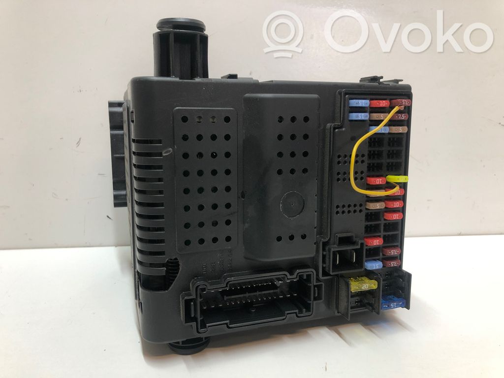 Volvo XC90 Modul siguranțe 