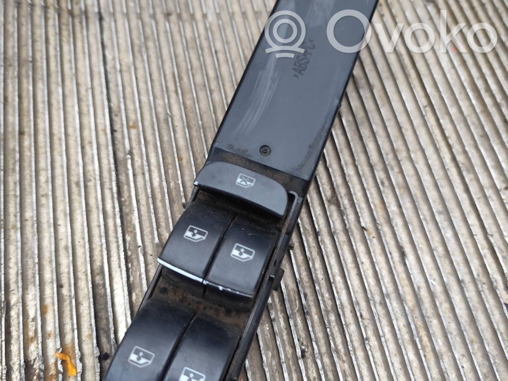 Electric window control switch   12800446,12800453,12799508,SAAB015A05