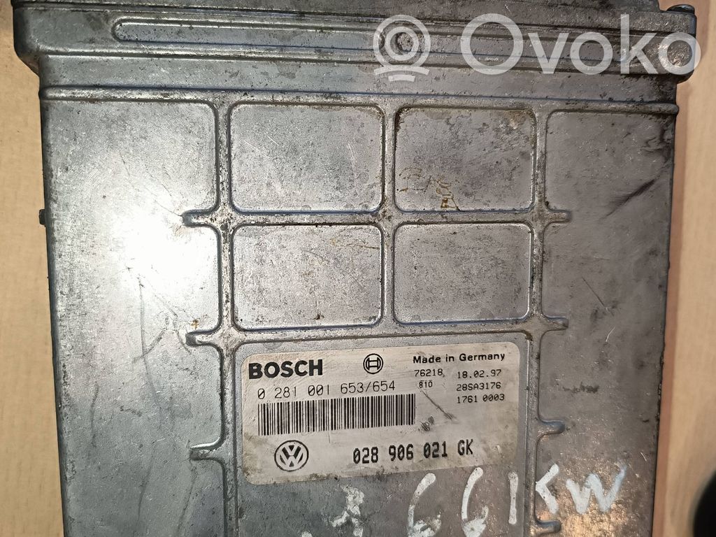 Volkswagen PASSAT B5 Engine control unit/module 