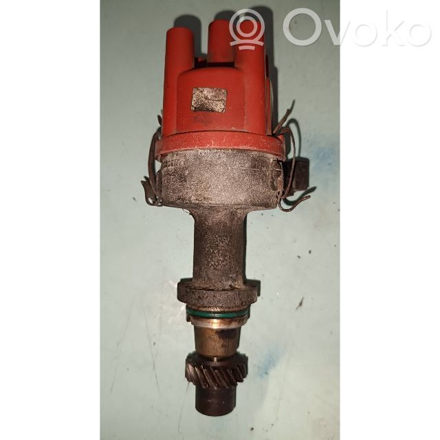 Audi A4 S4 B5 8D Verteiler 