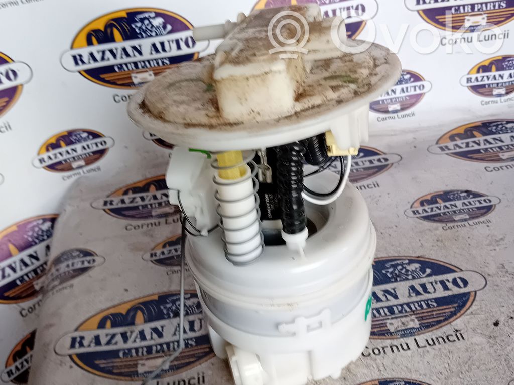 Bomba interna de combustible   8200903683,17202498R