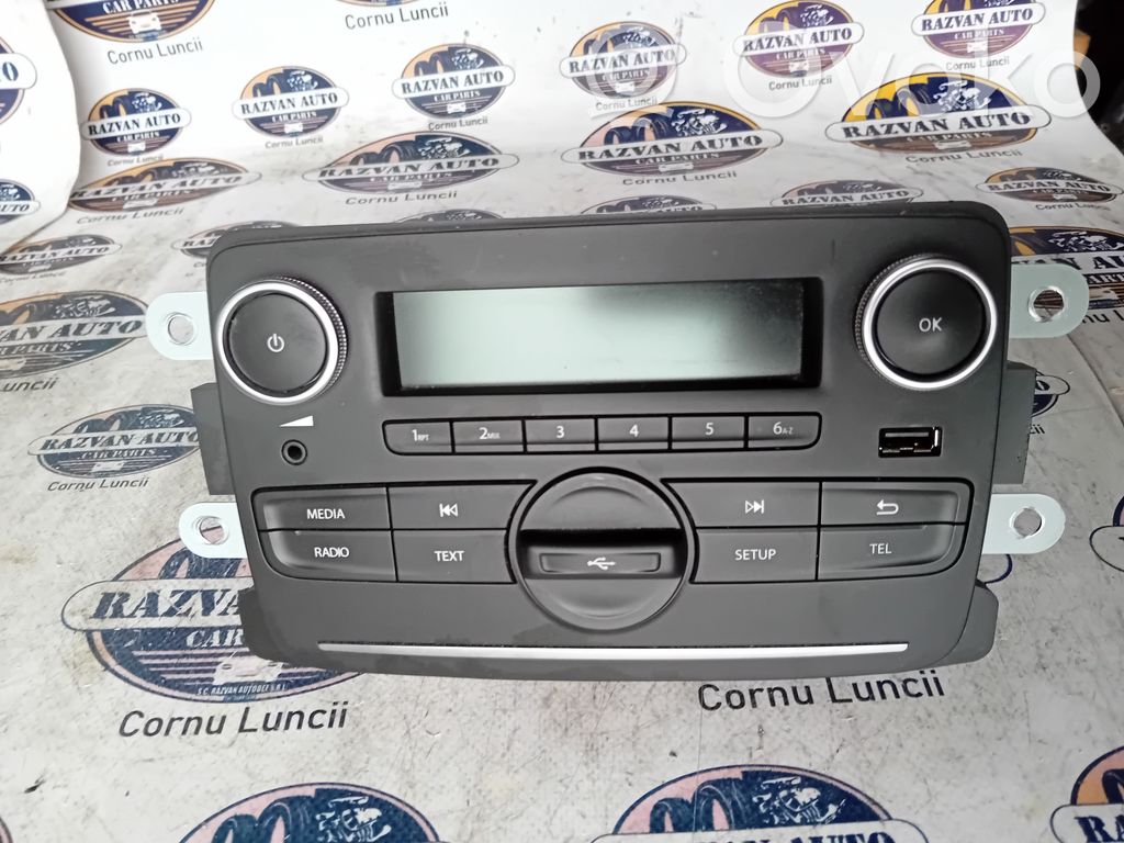Navigation unit CD/DVD player   281155972R,281155972R