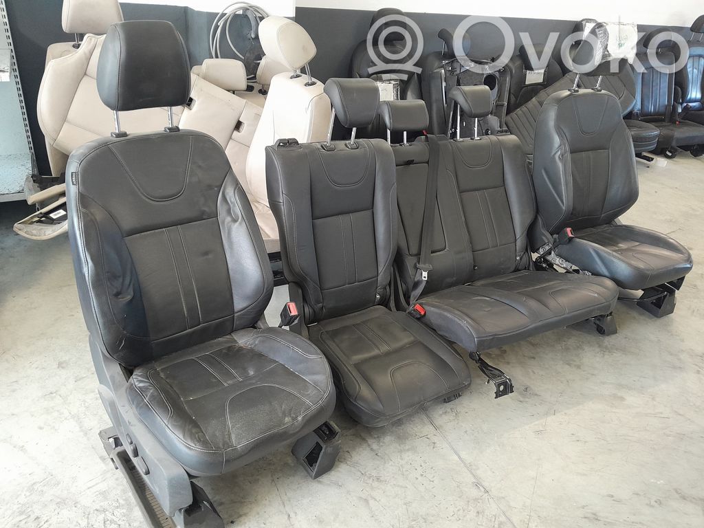 Interior set   12925