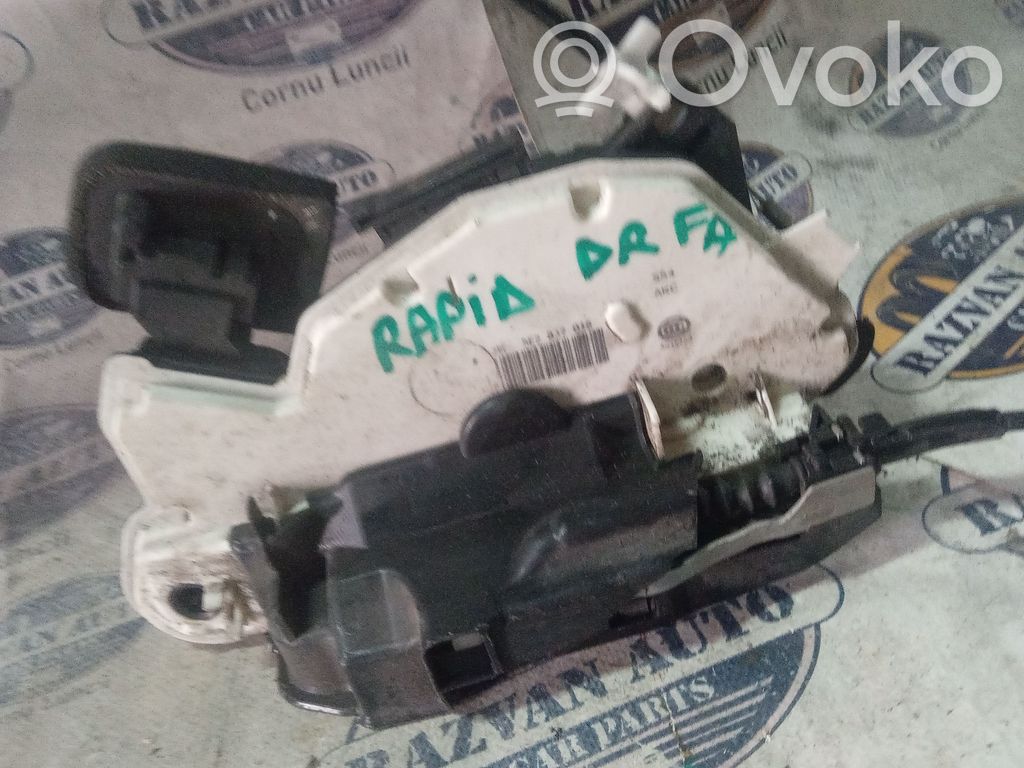 Skoda Rapid (120G, 130G, 135G) Etuoven lukko 