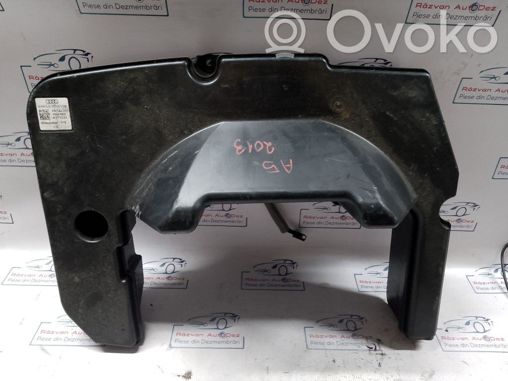 Audi A5 8T 8F Subwoofer-bassokaiutin 
