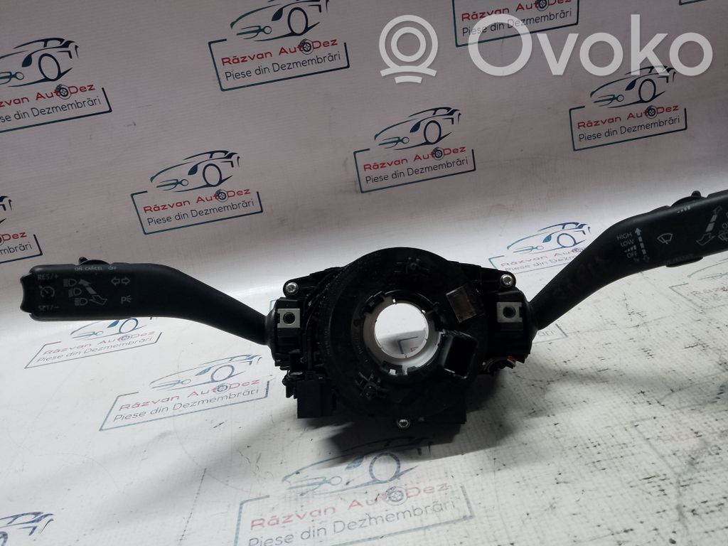 Skoda Rapid (120G, 130G, 135G) Taśma / Pierścień ślizgowy Airbag / SRS 
