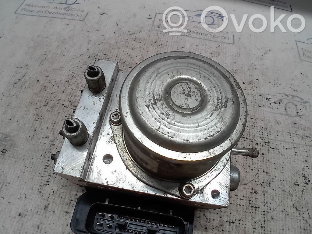 Nissan Juke I F15 ABS Blokas 
