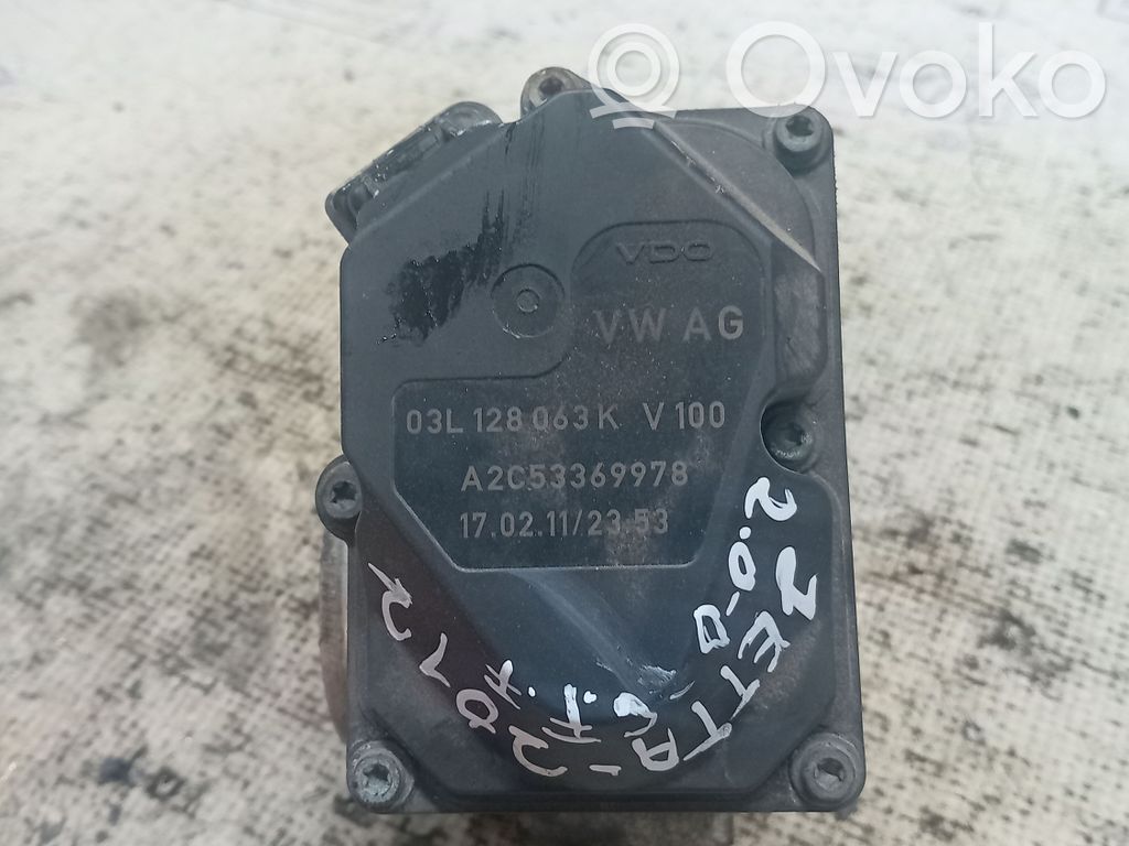 Volkswagen Jetta I Przepustnica 