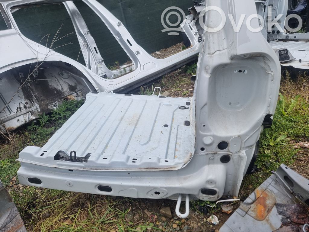 Front quarter panel