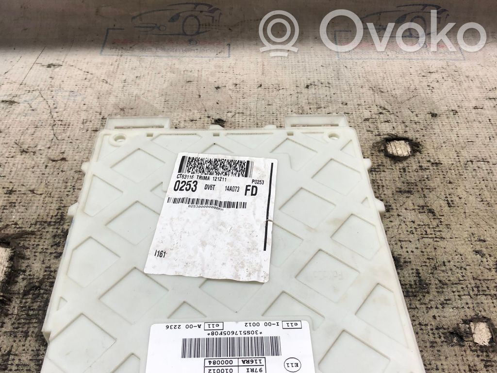 Ford Kuga I Fuse module 