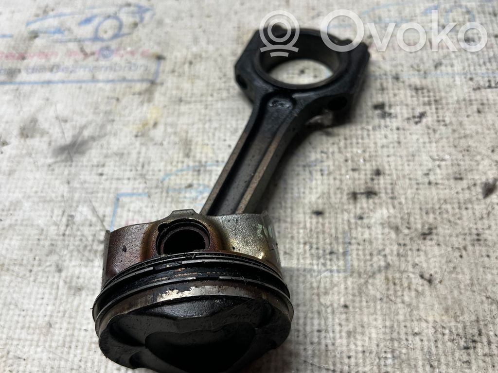 Mäntä   RFCM5G6205EA