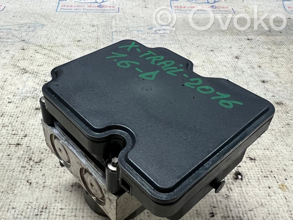 Nissan X-Trail T30 ABS Pump 