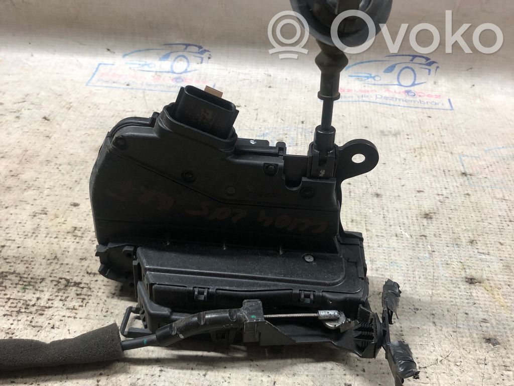 Renault Clio IV Front door lock 