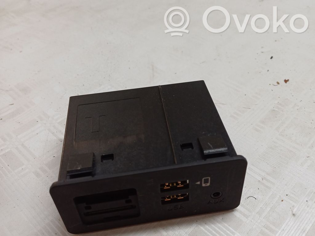 USB socket connector   TK78669U0C,TK78669U0C