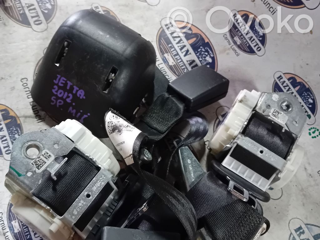 Volkswagen Jetta I Set of seat belts 