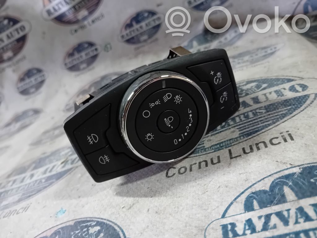 Light switch   12724,10107130