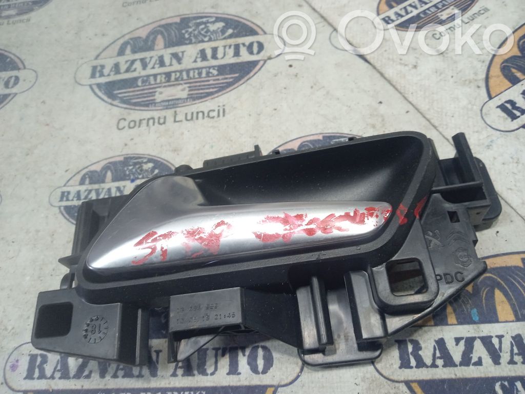 Opel Crossland X Klamka wewnętrzna drzwi tylnych 