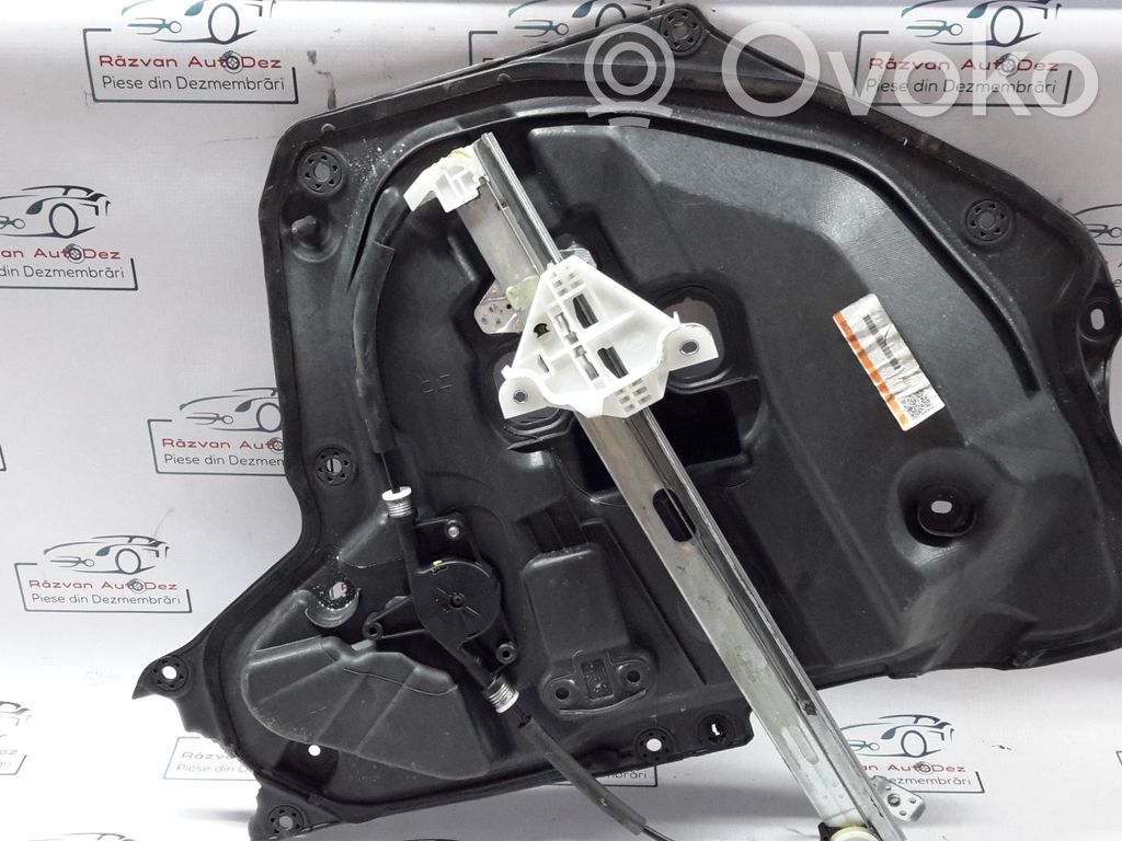 Mazda 3 Alzacristalli della portiera anteriore con motorino 