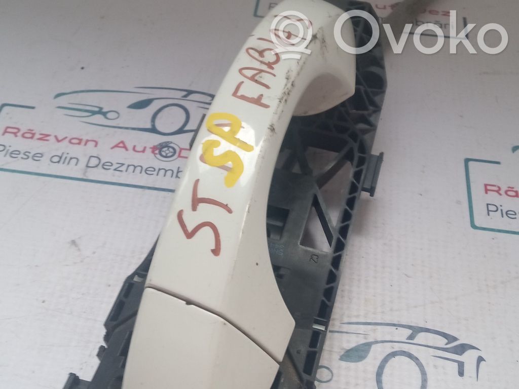 Skoda Fabia Mk3 (NJ) Ārējais atvēršanas rokturis 