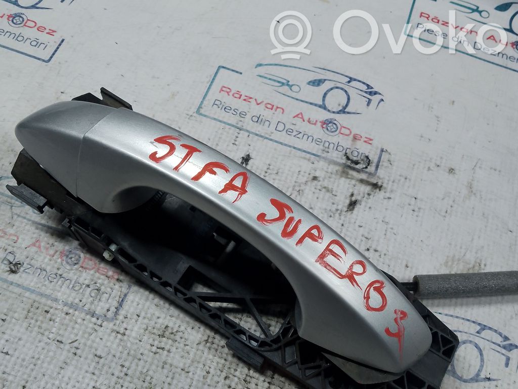 Skoda Superb B8 (3V) Maniglia esterna per portiera anteriore 