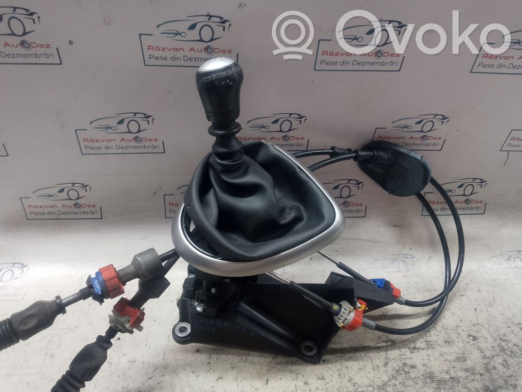 Nissan Qashqai Manetă schimbător viteze 