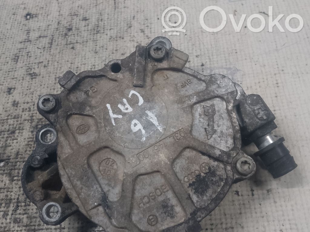 Volkswagen PASSAT B6 Pompa podciśnienia / Vacum 
