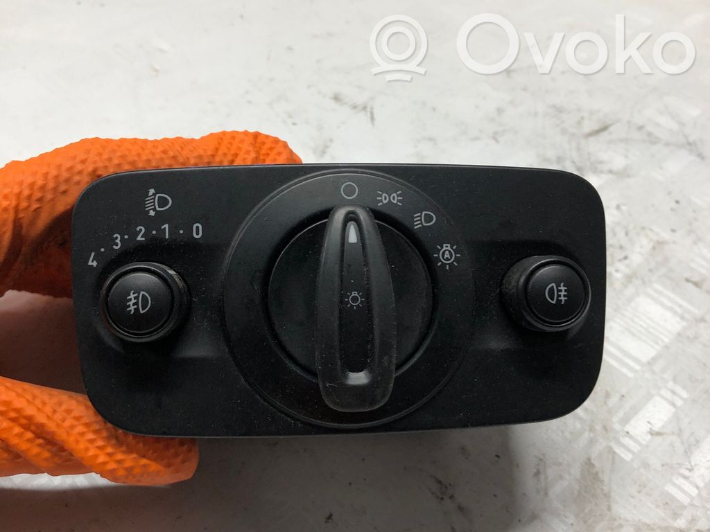 Interruptor de luz   CN1513A024HB,CN1513A024HB