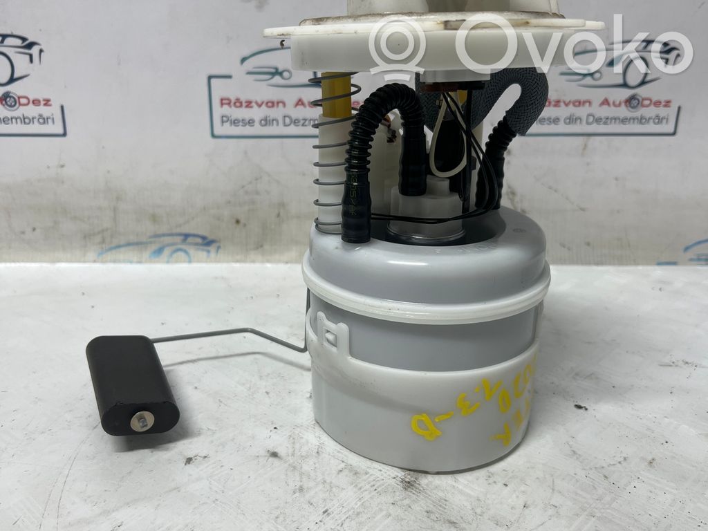 Bomba interna de combustible   172023290R,172023290R