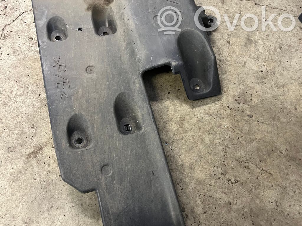 Dacia Duster Protecție inferioară laterală 